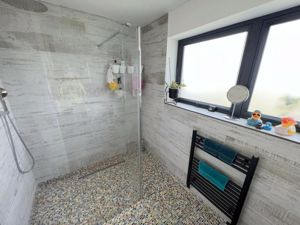 Bathroom- click for photo gallery